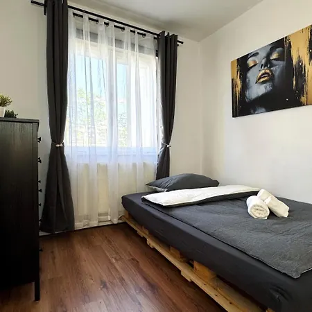 I Kreuzberg Bergmannkiez Private *