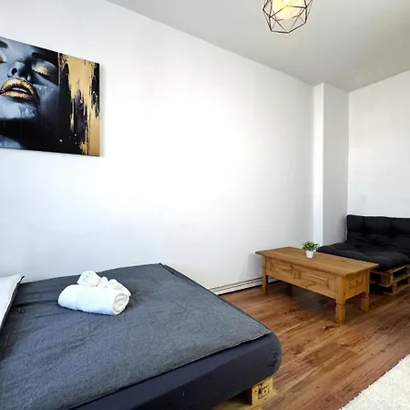 I Kreuzberg Bergmannkiez Private ברלין